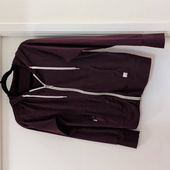 Vuori Jackets & Blazers - Vuori Halo Performance Hoodie Burgundy Black Heathered EUC